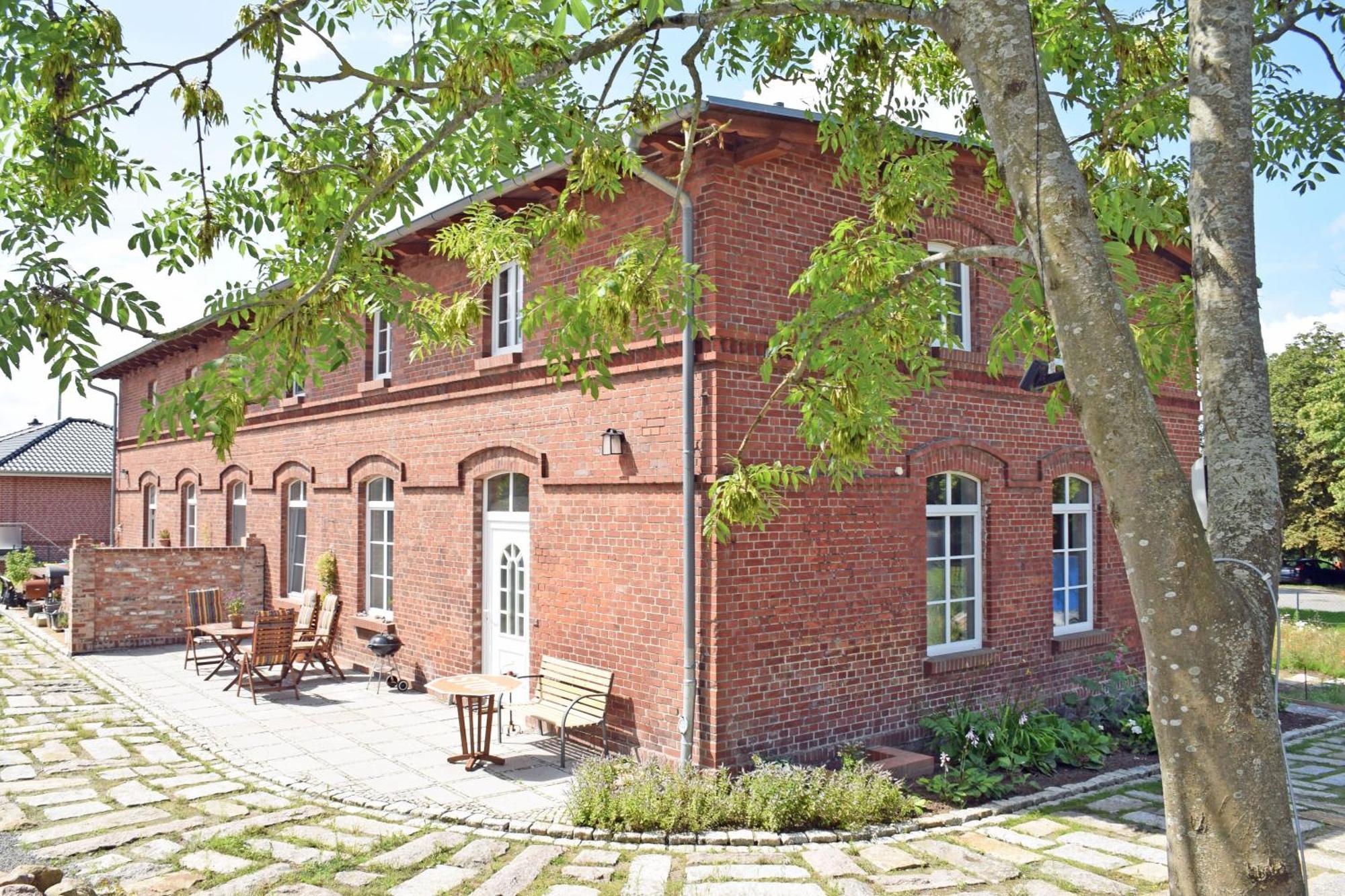 schöne Ferienwohnungen in Sassnitz mit Kamin und Terrasse Exterior foto